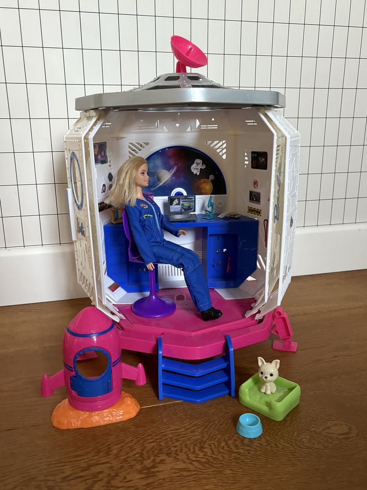 Barbie stacja kosmiczna rakieta lalka