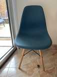 Cadeira de sala ou cozinha azul