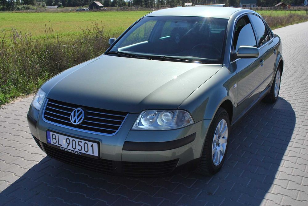 Volkswagen Passat 1.6 102KM 2002r.