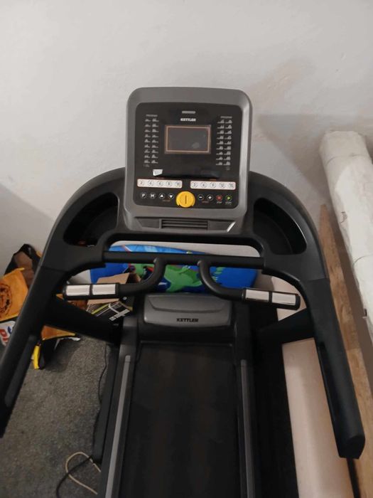 Bieżnia Kettler Berlin S1 i rower stacjonarny Kettler Giro S3