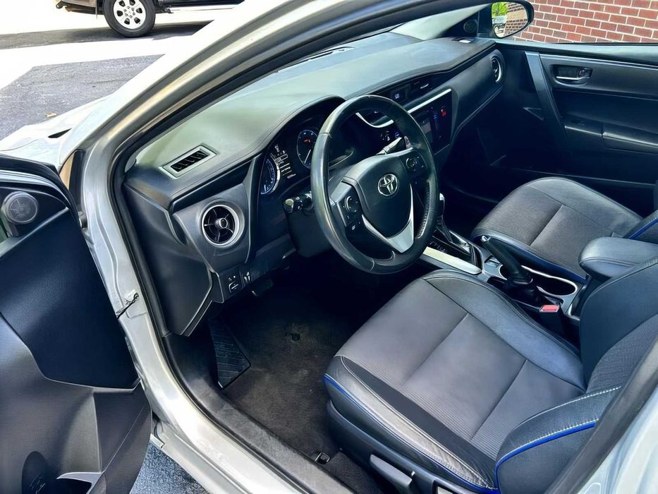 Toyota Corolla      2019