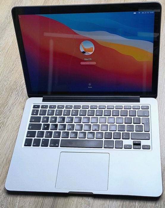 MacBook Pro A1502
