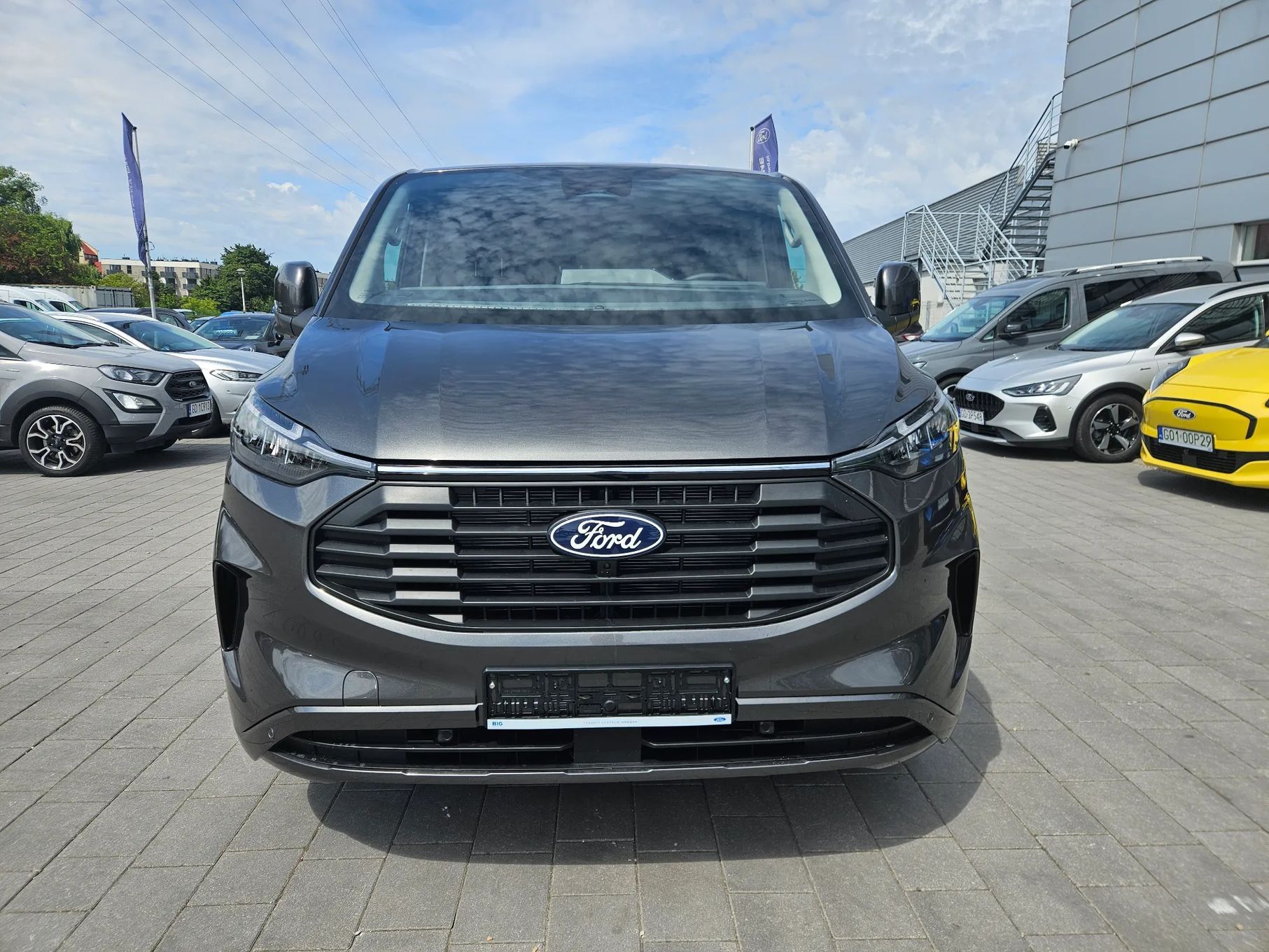 Ford Transit Custom  Ford Transit Custom VAN L2H1 2.0 EcoBlue 170 KM A8 FWD LIMITED