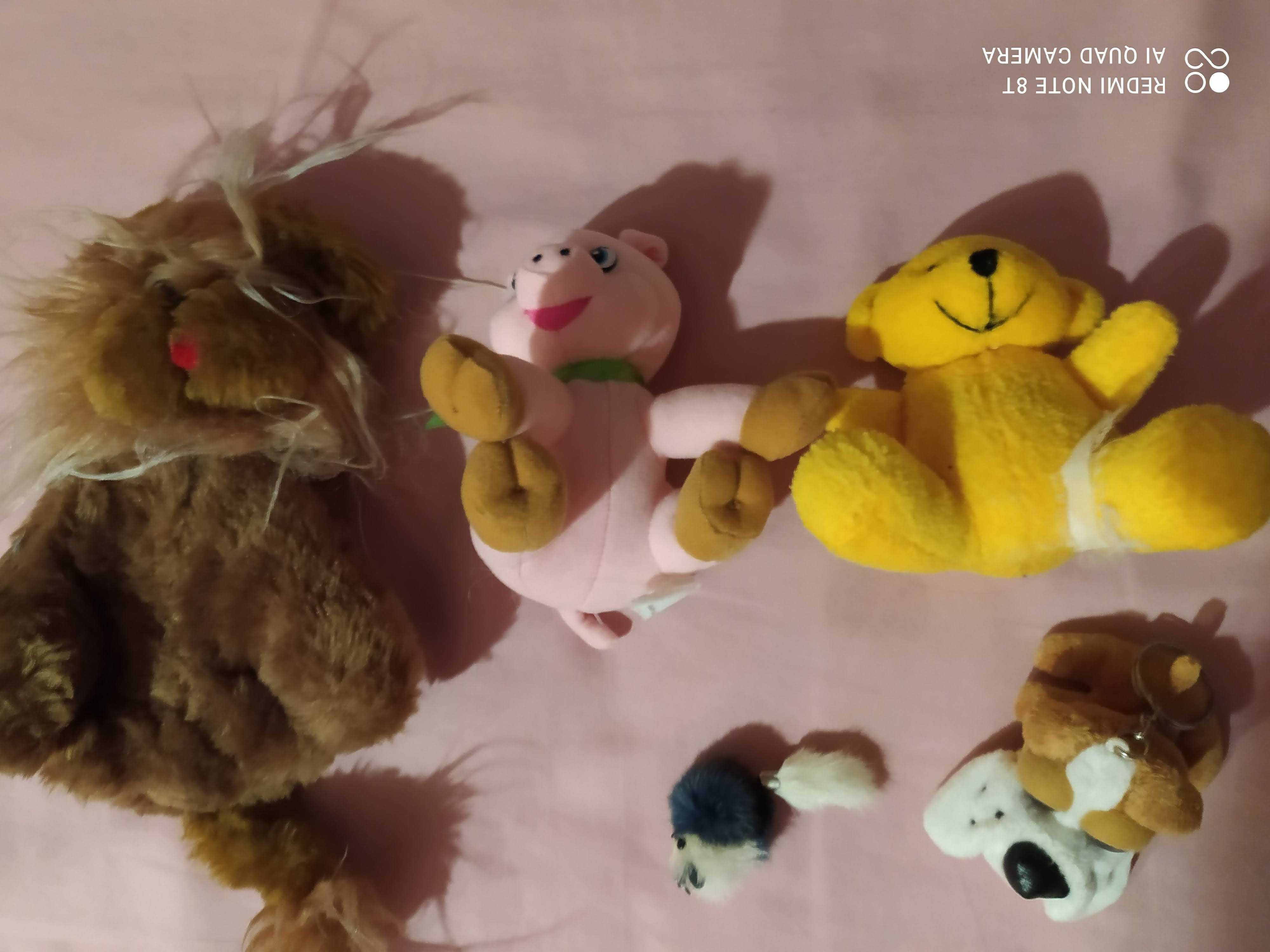 игрушки лисенок, Банан, собачка, свинка, мишка, дед Мороз, сапожок