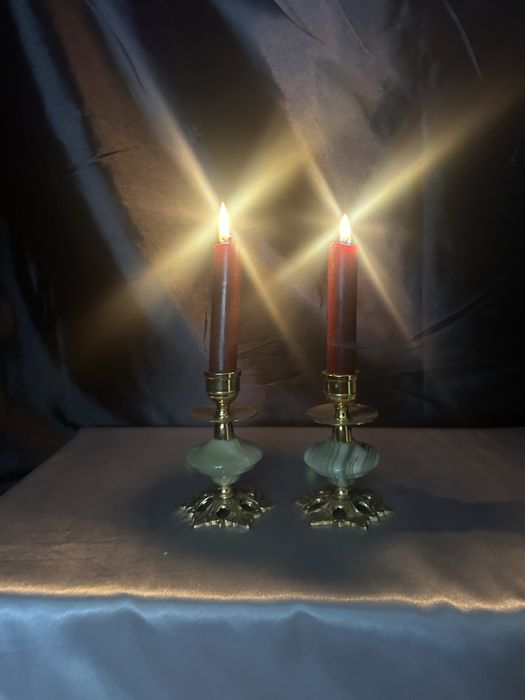 Komplet 2 Świeczników Mosiądz i Toczone Onyksy