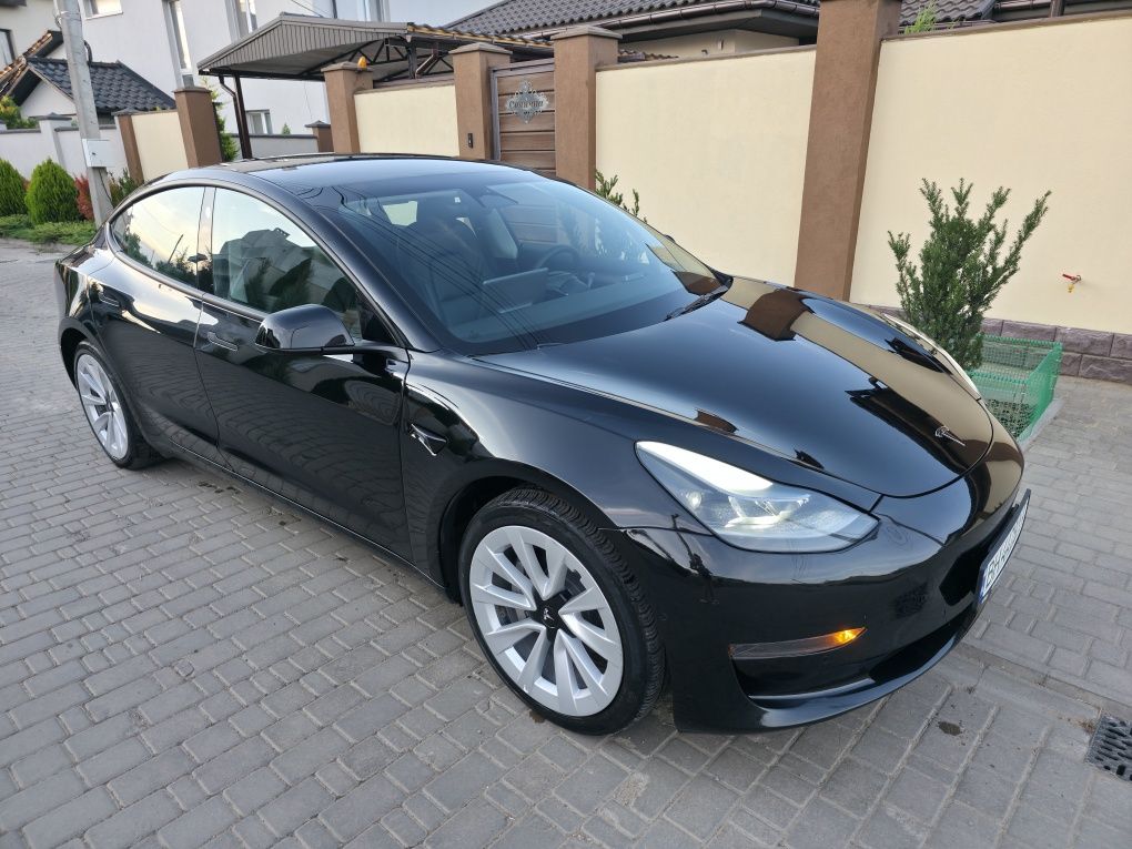 Продам Tesla model 3 2022 lfp
