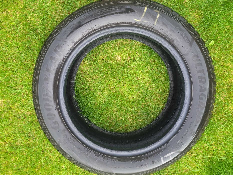 Opony zimowe 225/55/R17, 4szt. Goodyear oraz Bridgestone