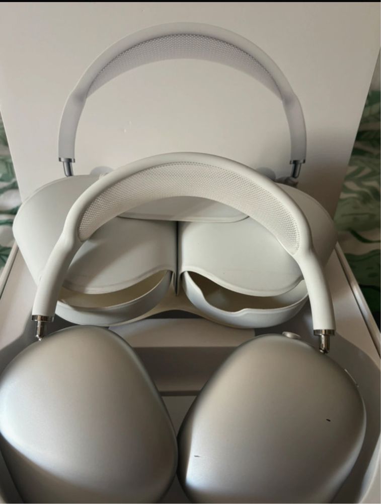 Słuchawki bezprzewodowe nauszne Apple AirPods Max srebrne