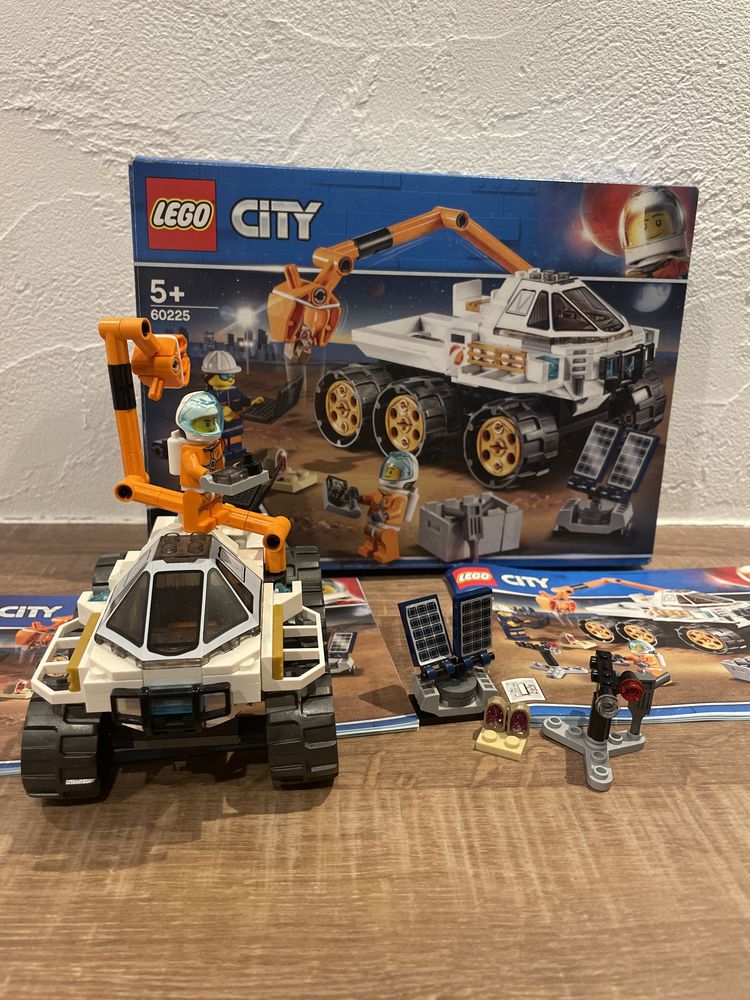 Lego City 60225 klocki Jazda próbna łazikiem.