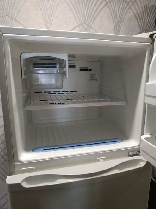 Холодильник б/ у  LG