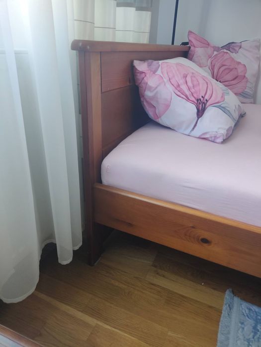 Sprzedam łóżko z materacem rehabilitacyjnym okazja tanio 130x210 bdb