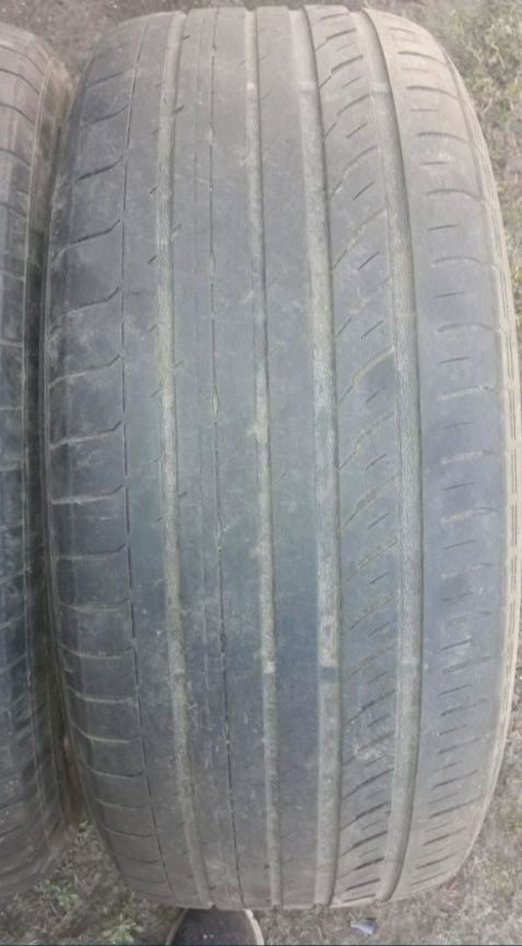 Покришки 215/55R17 Toyo 11p