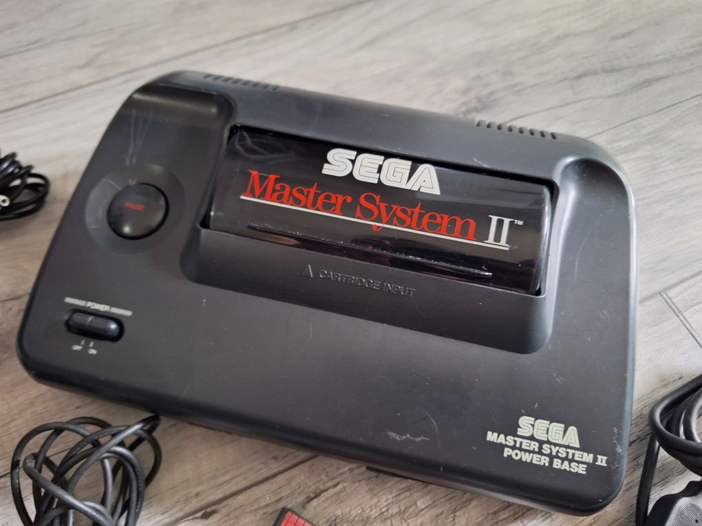 Sega Master System II + Asterix