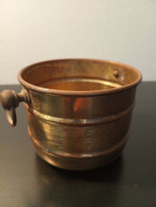 Pequeno vaso italiano de latão ou bronze com alças - Vintage - Rustico