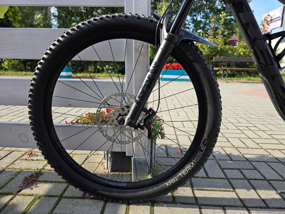 Trek FUEL EX 8 XT ML 29 BK-BK 2020