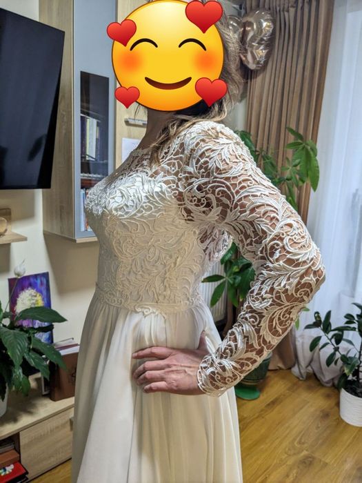 Весільне плаття.