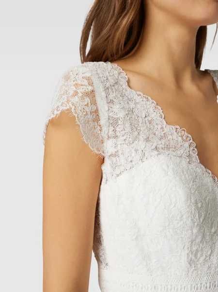 Piękna biała suknia ślubna Luxuar Fashion r38