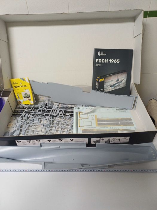 Porta-aviões Foch 1965 Heller