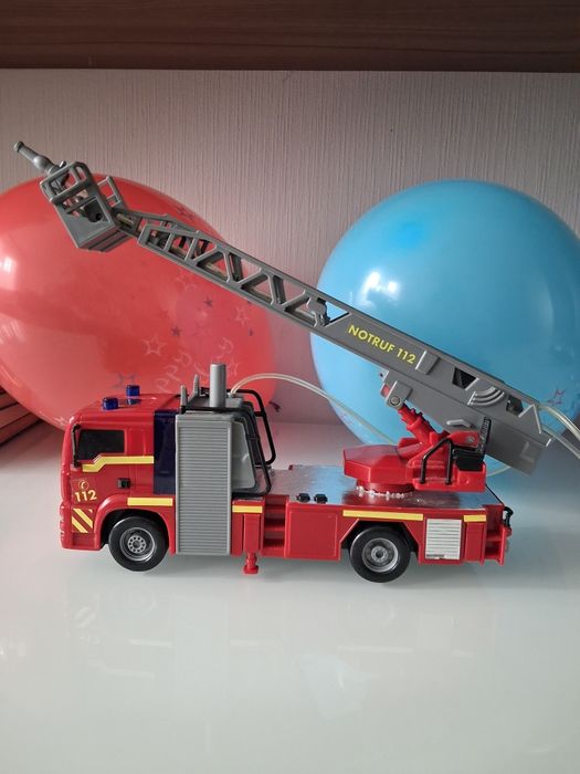 Продам велику і якісну ігрову пожежну машину Dickie Toys (MAN).