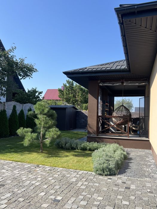 Продаж готового будинку під єоселю