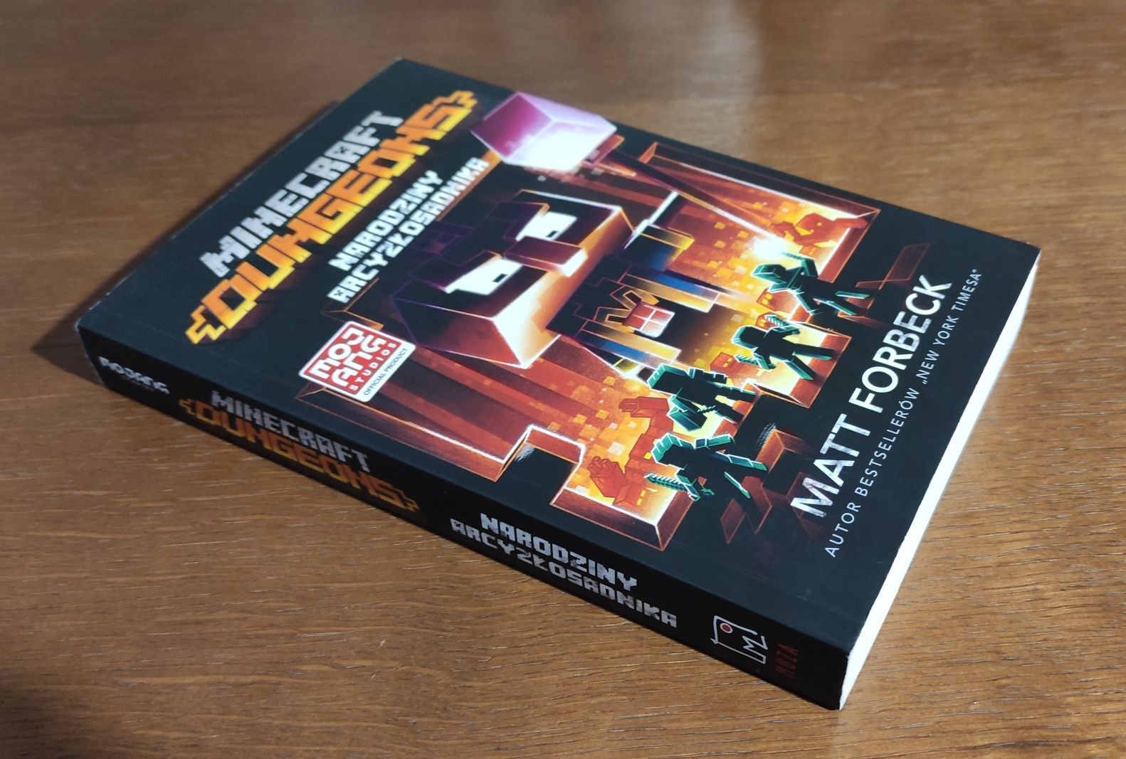 Książka Minecraft Dungeons Narodziny Arcyzłosadnika