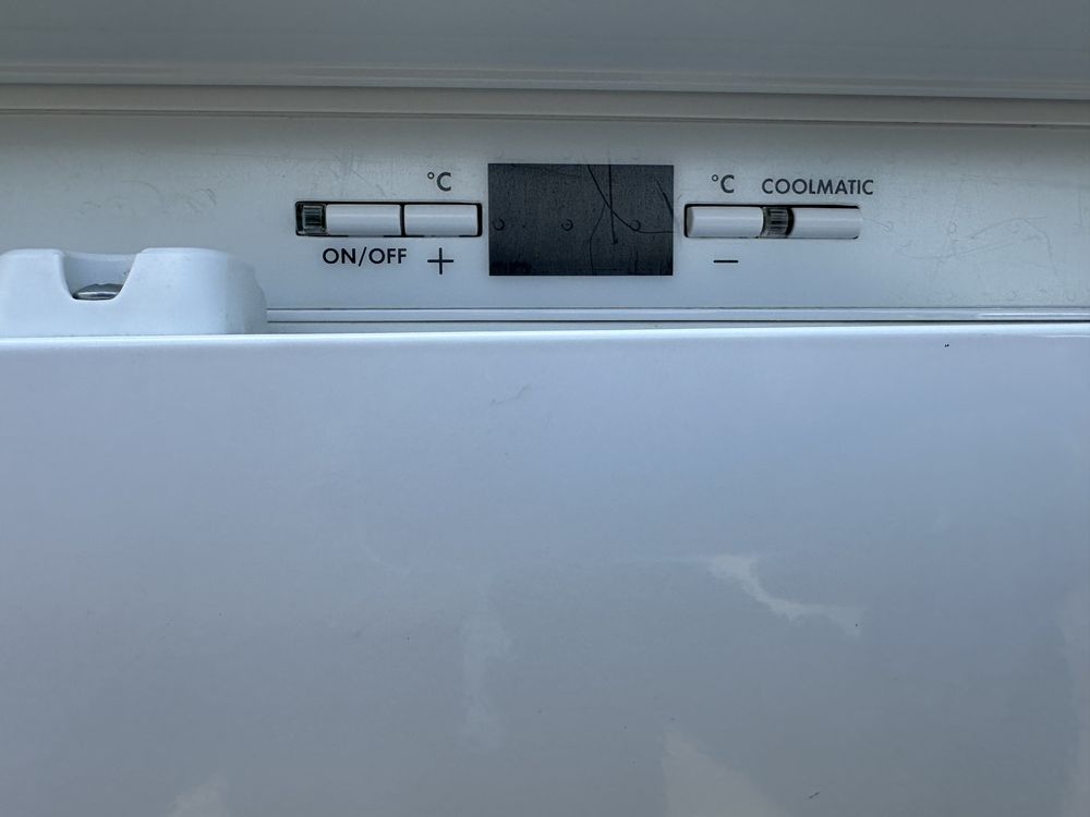Холодильник AEG Model K91800-4i