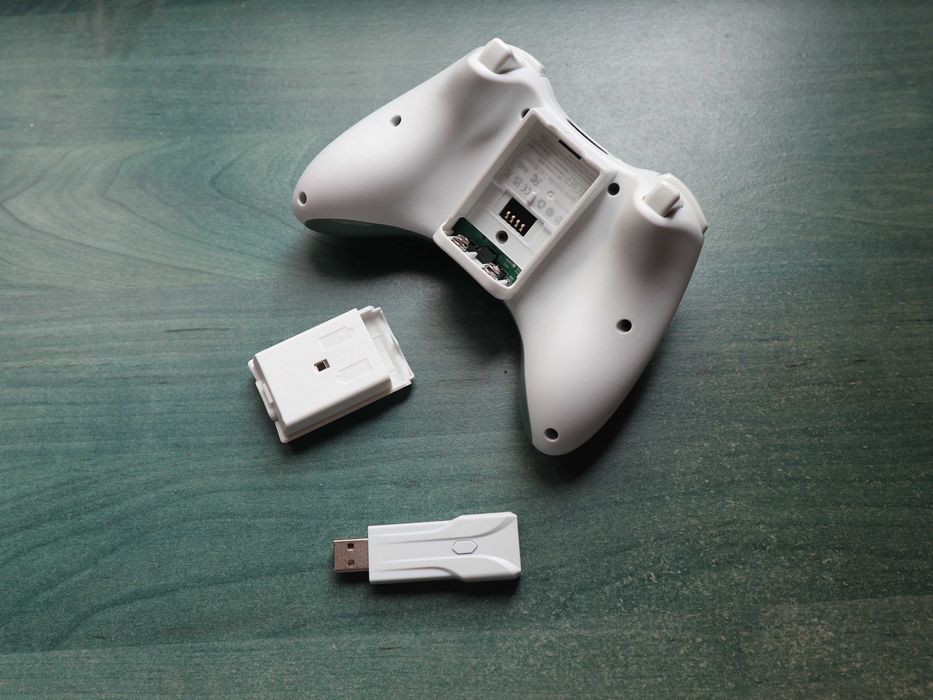 Bezprzewodowy GAMEPAD pad kontroler  do konsoli Xbox 360/ PC komputera