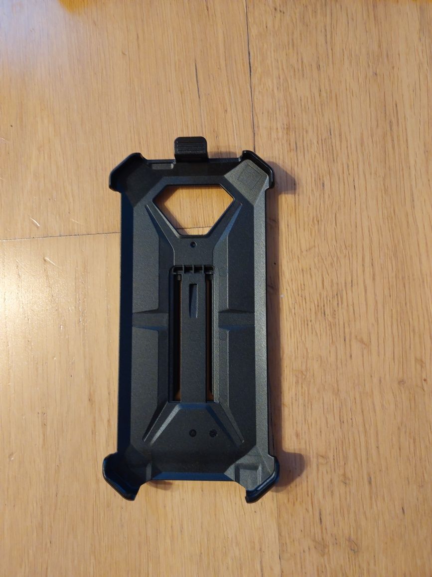 Telefon Hammer Iron V