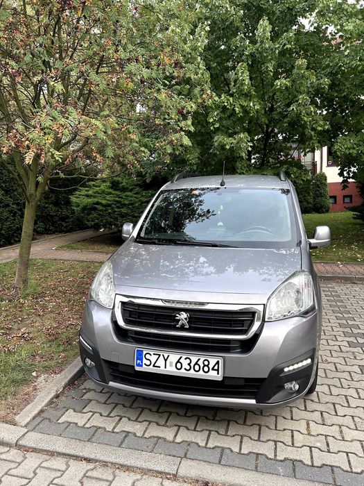 Peugeot Partner 1.6 BlueHDi Automat | CarPlay | LED | 1. właściciel