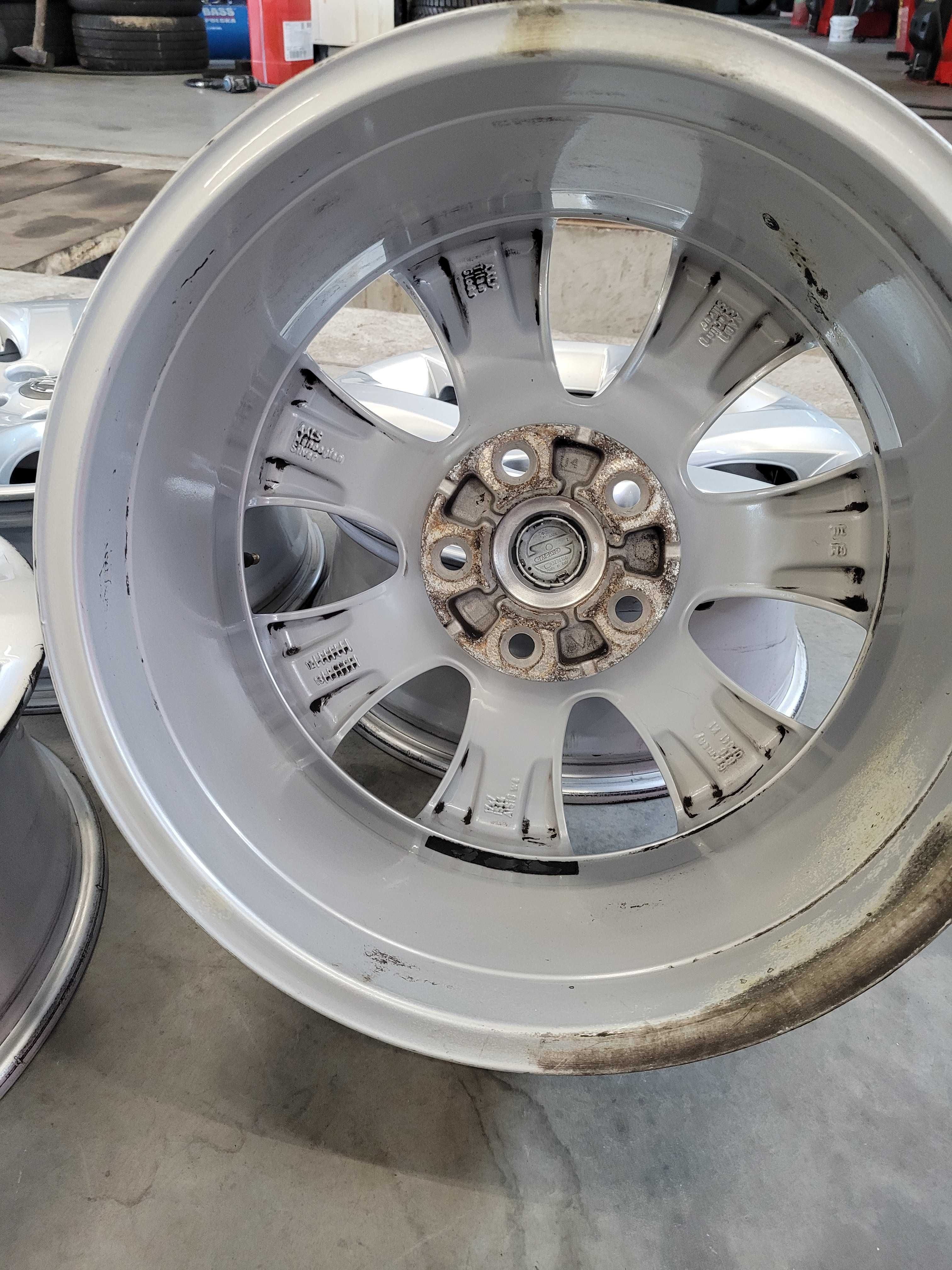 Komplet felg Opel R 17  rozstaw 5x115 ET44 J7