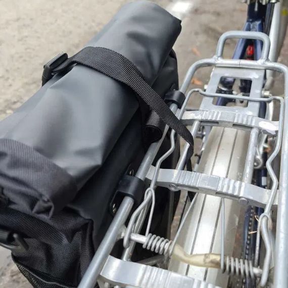 Torba na Rower Sakwa Rowerowa Bagażnik Kufer Rowerowy Duża Boczna 15l
