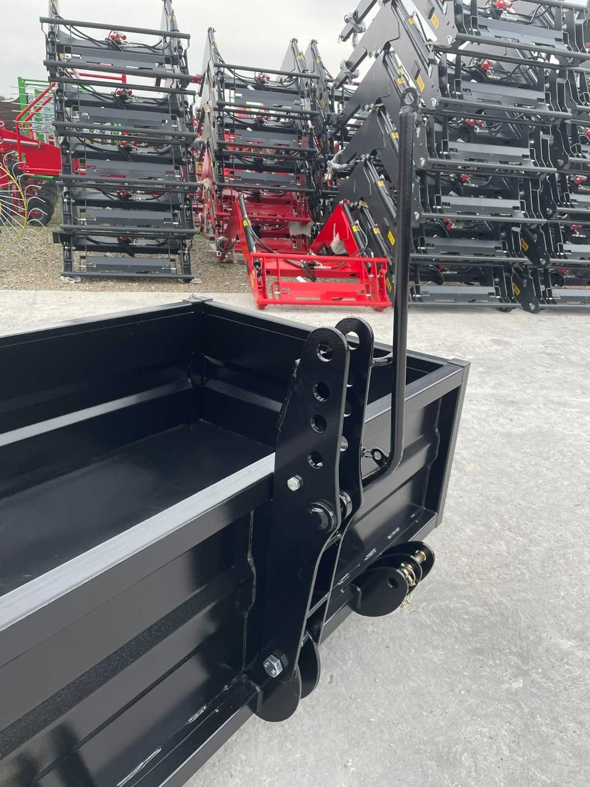 Skrzynia transportowa ładunkowa do tuza do ciągnika 1.65m 1.85m 2.10 m