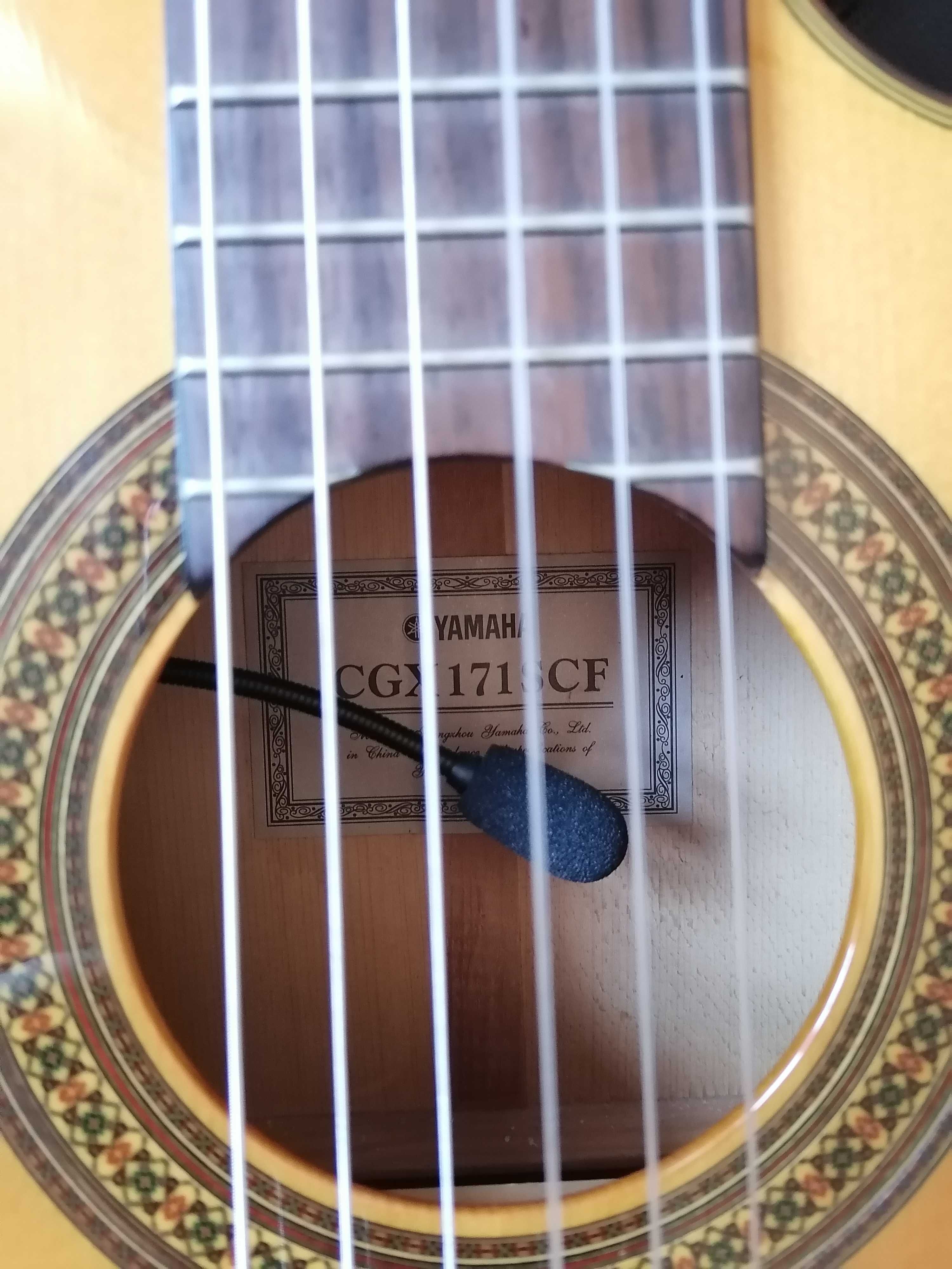 Yamaha CGX-171 SCF (nylon, amplificada, cutaway) + MONO M80-SAD-BLK