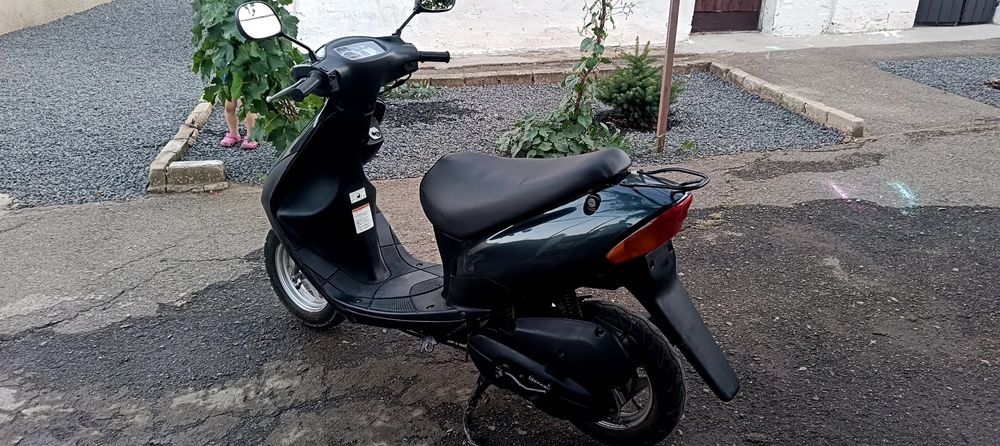 Продам мопед Zuzuki