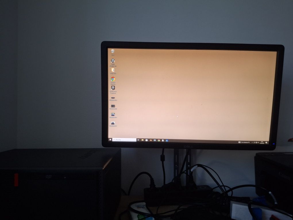 Komputer lenovo Thinkcentre i monitor Dell