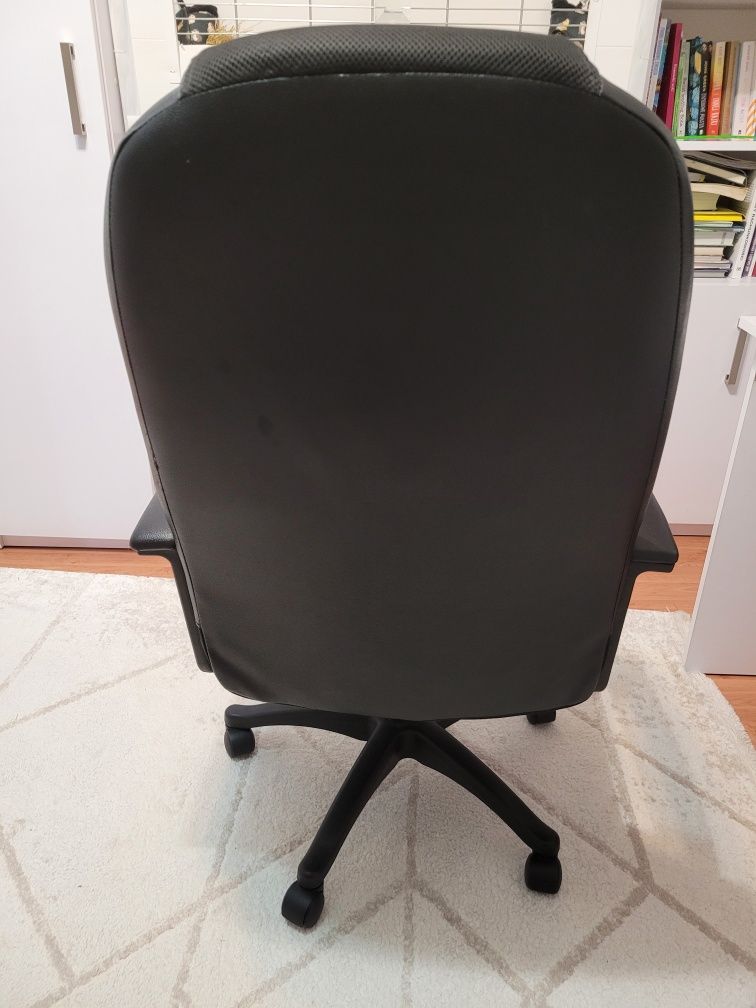 Fotel biurowy fotel obrotowy do biurka skórzany czarny krzesło biurowe