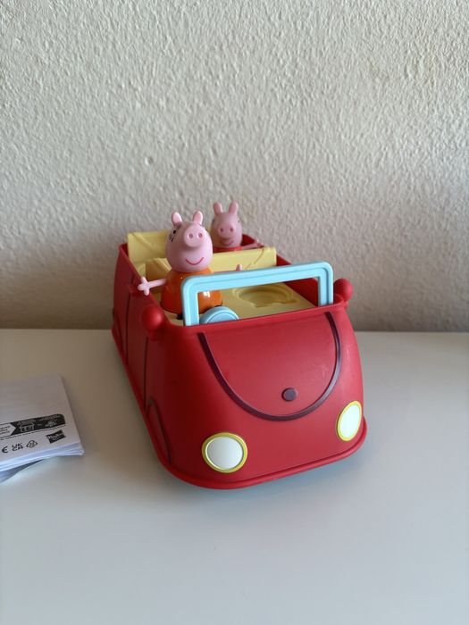 Peppa Pig Carro Vermelho da Familia Pig Hasbro