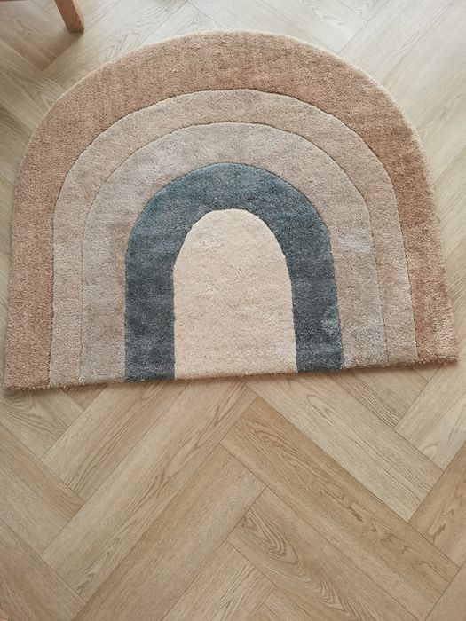 Dywan tęcza Benuta.