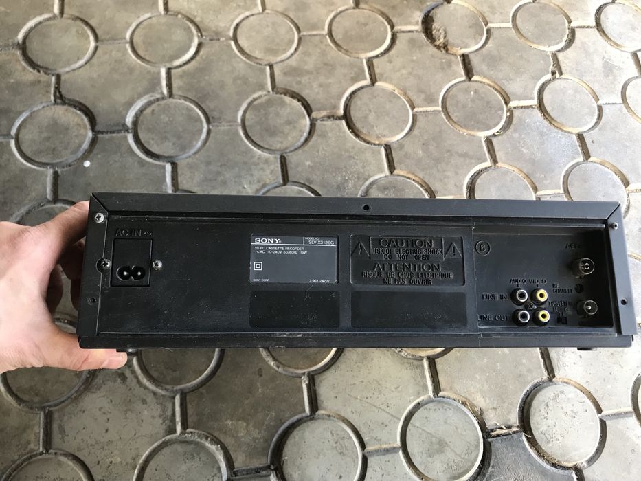 Відеомагнітофон Sony SLV-X3112SG