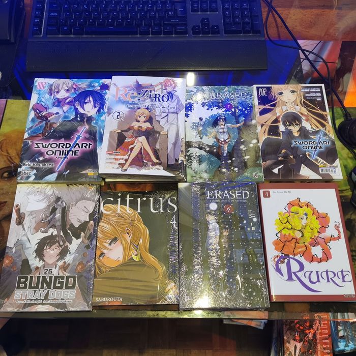 Diversos Mangás Selados