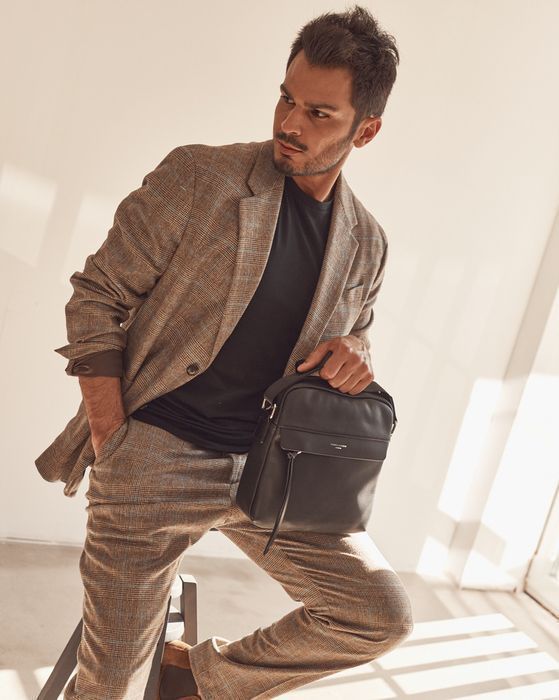 Miejska torba męska z kieszeniami - David Jones