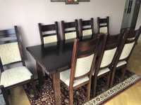 Elegancki stół rozsuwany w zestawie z krzesłami