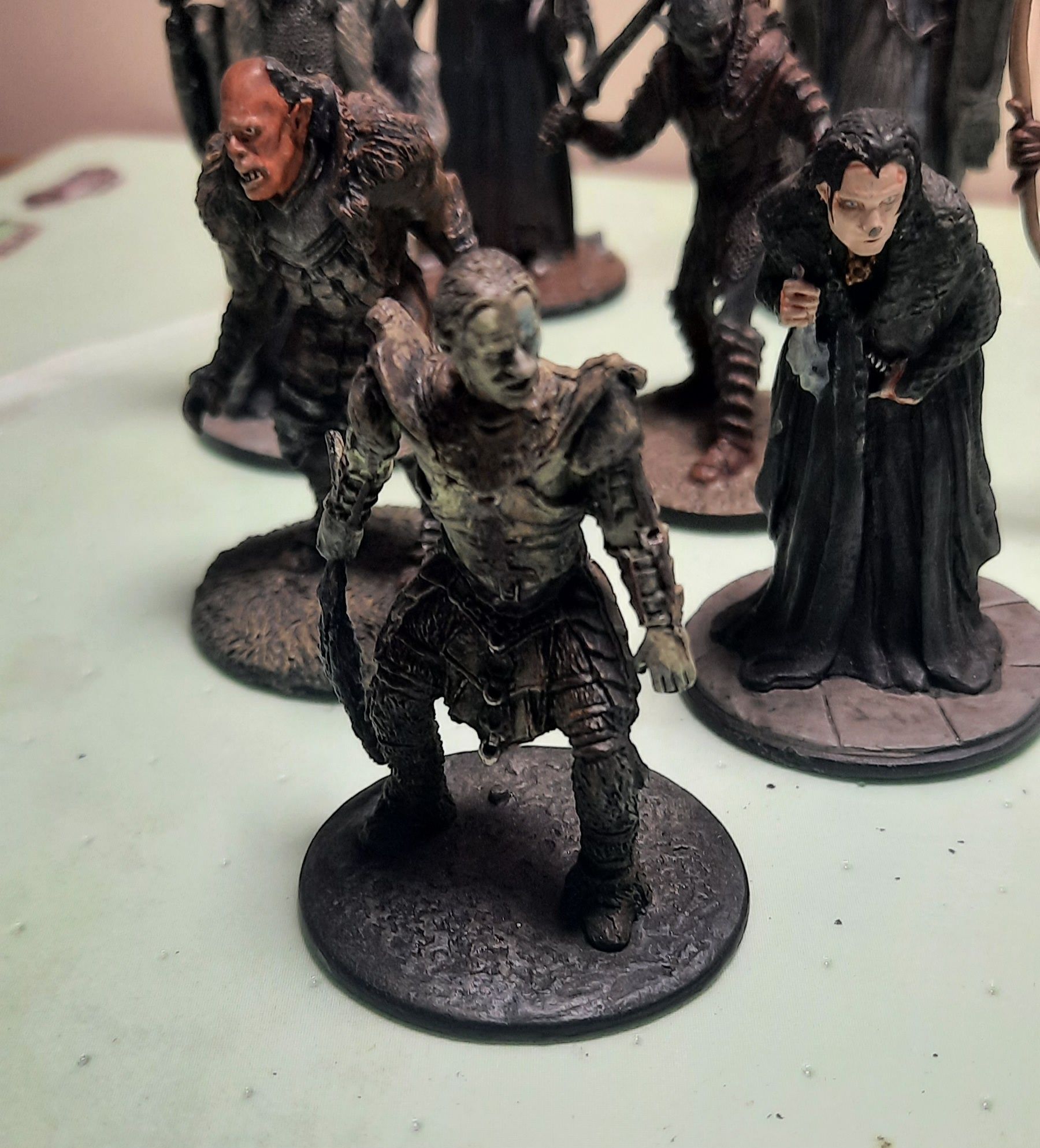 9 figuras em metal da série Senhor dos Anéis Lord of the rings