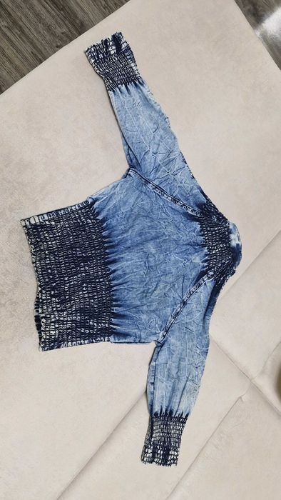 Продам коротеньку куртку,піджак мягкиджинс