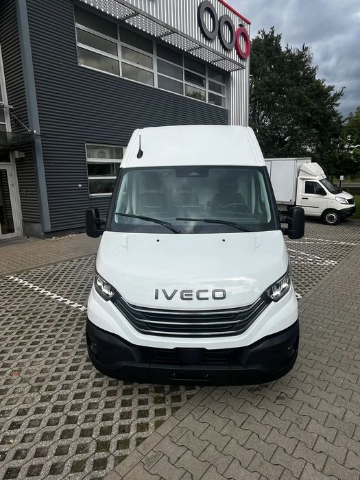 Iveco DAILY  Iveco DAILY 35S18HV - MEGA Wyprzedaż ! - produkcja 2025r.