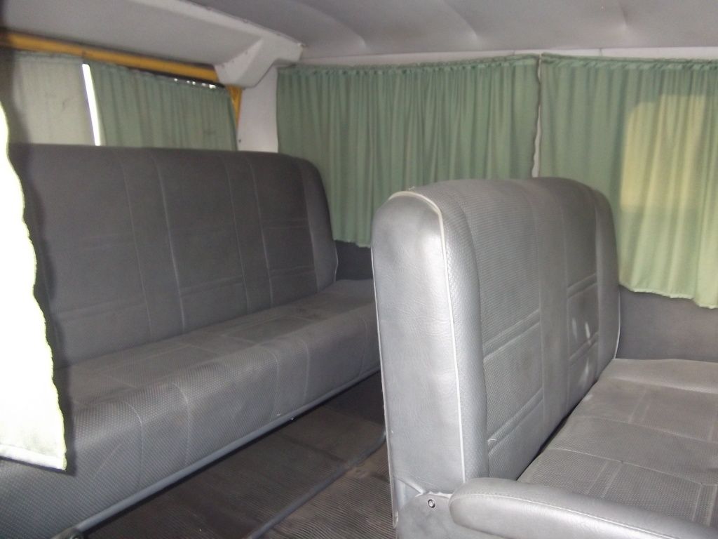 Ford Transit Mk2 de 9 lugares