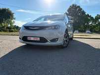 Chrysler Pacifica Chrysler Pacifica Limited 2017 3.6 V6 7 os. luksusowy VAN