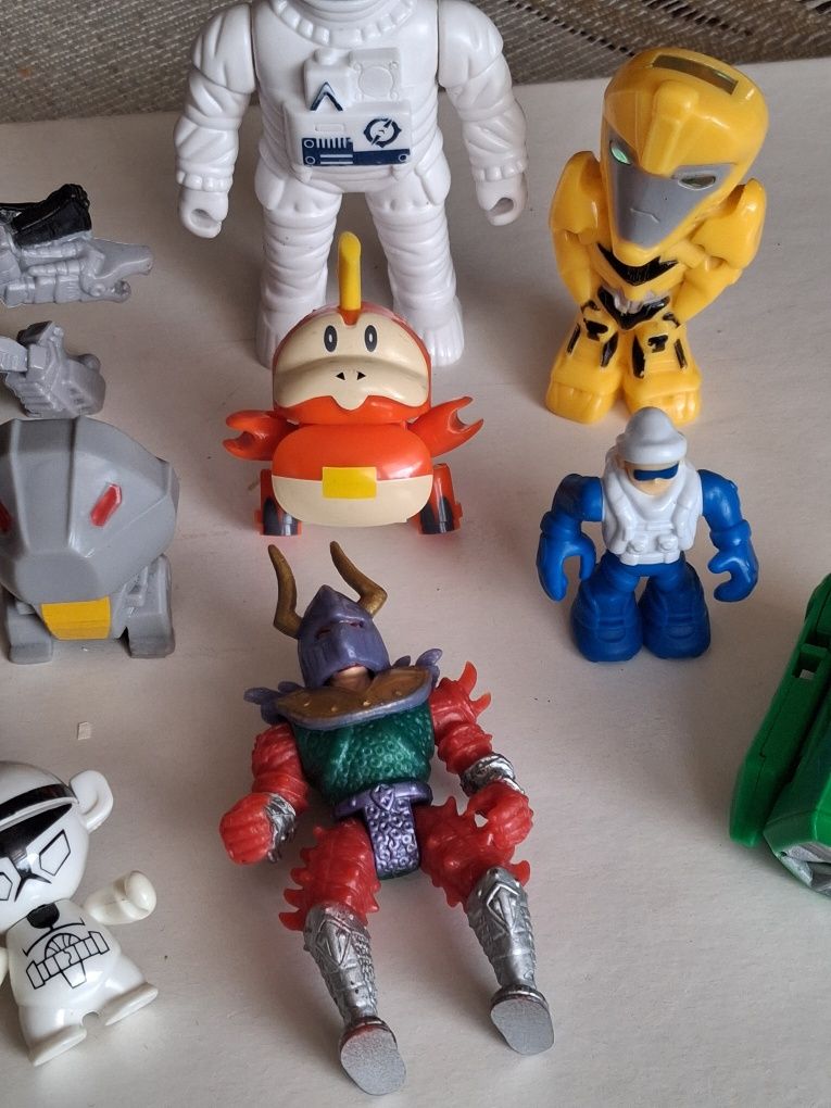 Figurki transformers hasbro i reszta