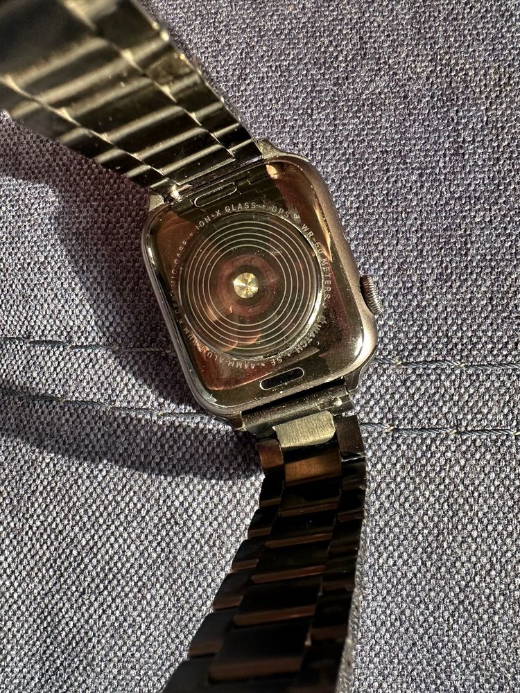 часы apple watch SE  44mm original