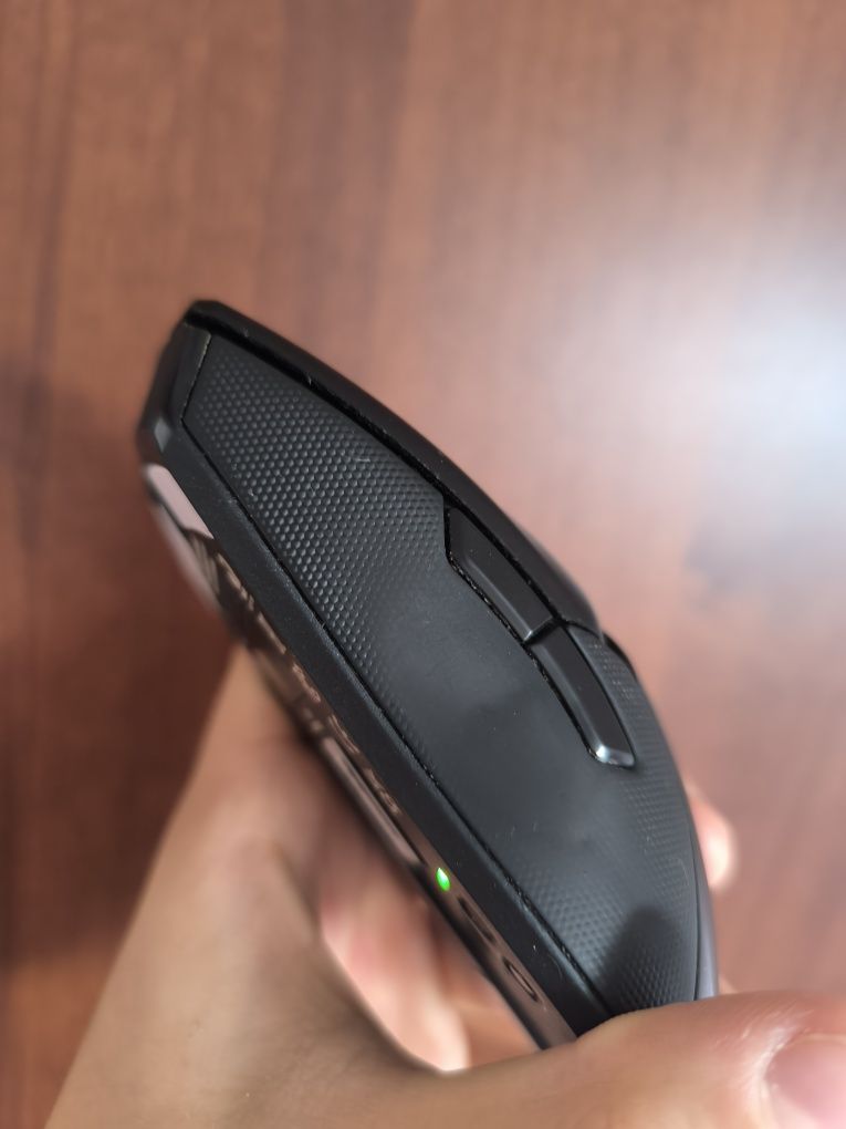 Продаю б/у игровую мышку Razer Viper Ultimate
